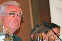 Tom Doyle, moderating Session 2: Supporting Smart and Secure Borders: The role of intelligence led risk management and customer segmentation 