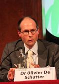 Dr Olivier De Schutter speaking on managing the transition towards sustainable food systems 