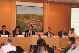 Panellists of the first panel discussion: "Financing the demonstration projects – are the current provisions adequate?" 