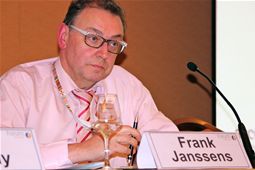 Frank Janssens taking on the subject of Lessons learned from standardising customs business processes across Europe, during Session 3. 