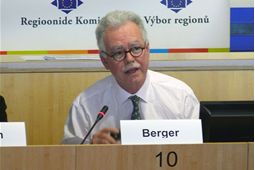 Alain Berger gives a business perrspective 