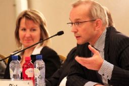 Piet Mallekoote, CEO, Currence IDEAL speaks in Session 3 panel 